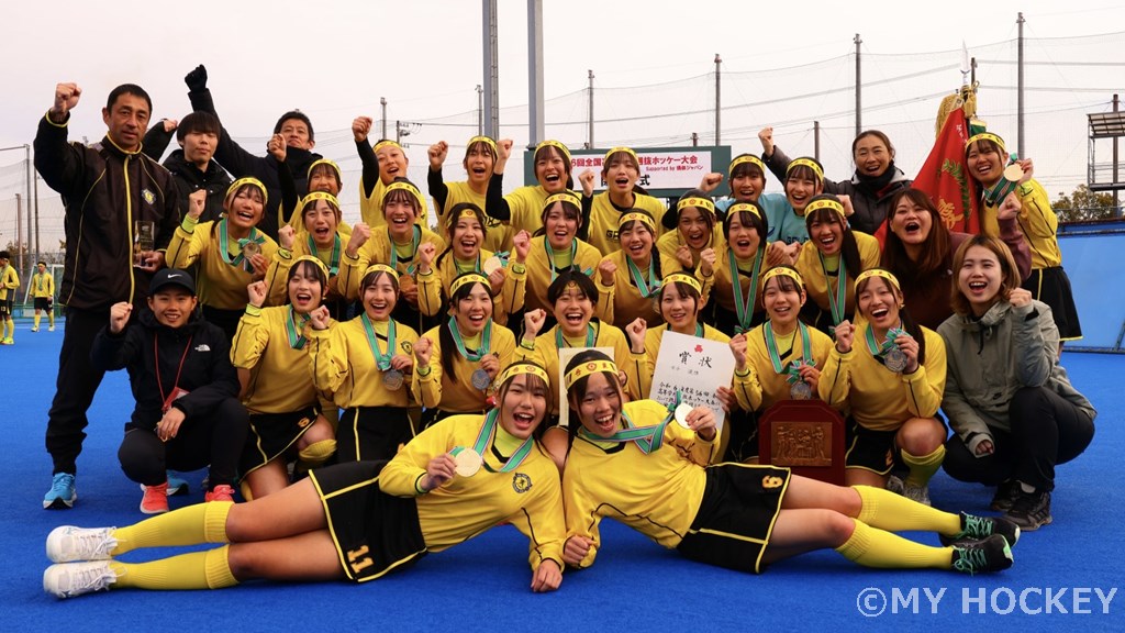 女子丹生が岐阜各務野をシュートアウト戦で破り、3年連続7回目の制覇